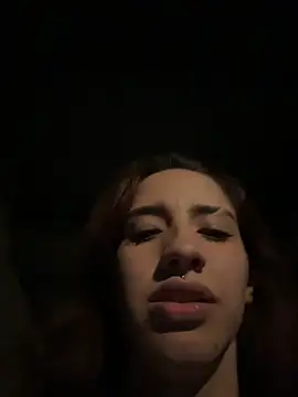 Snapshot of elodie_rouge chatting on July 25, 2026, 3:14 am elodie rouge online show from July 25, 2026, 3:14 am