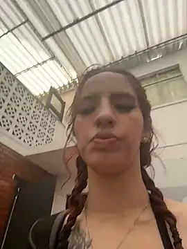 elodie rouge online show from June 20, 2026, 11:48 am
