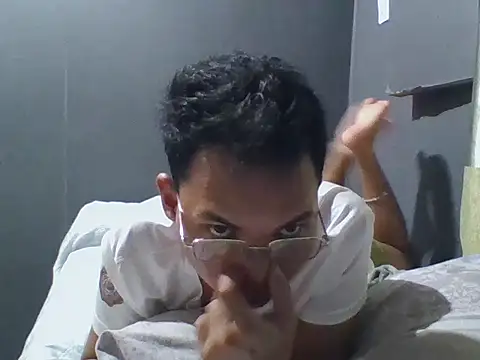 RogueSonX online show from March 6, 2026, 1:17 pm