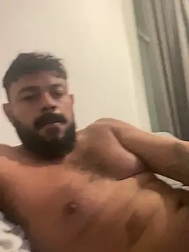 Snapshot of latinCuplex chatting on February 10, 2026, 1:26 am latinCuplex online show from February 10, 2026, 1:26 am