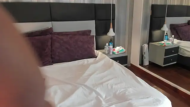 pamelamendez 1 online show from February 6, 2026, 4:30 am