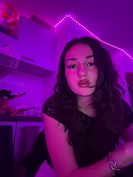 claraaaa06 online show from February 4, 2026, 9:54 pm