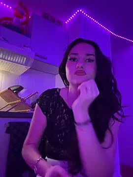 claraaaa06 online show from February 2, 2026, 7:46 pm