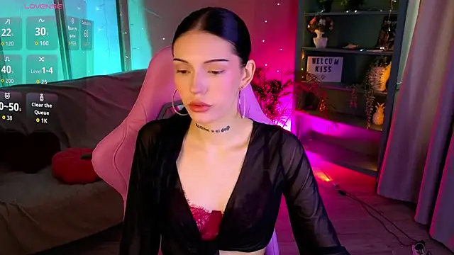 Snapshot of Kelly__Bunny chatting on July 2, 2026, 1:06 pm Kelly Bunny online show from July 2, 2026, 1:06 pm