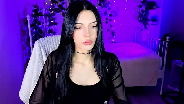 Snapshot of Kelly__Bunny chatting on July 23, 2026, 12:02 am Kelly Bunny online show from July 23, 2026, 12:02 am