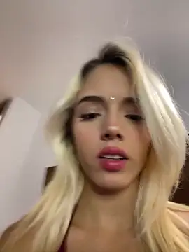 BUBUQUEEN online show from February 14, 2026, 12:11 am