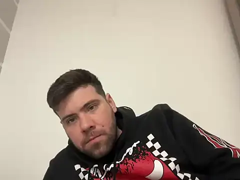 Snapshot of danxx0 chatting on January 16, 2026, 4:33 pm danxx0 online show from January 16, 2026, 4:33 pm