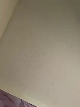 Miaswwe online show from May 1, 2026, 2:38 am
