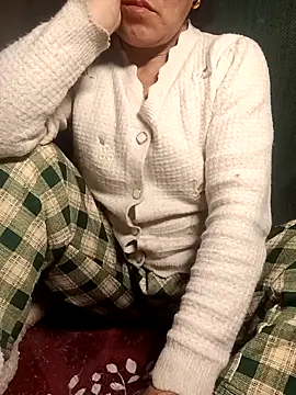 LoveShae 01 online show from February 13, 2026, 3:23 pm