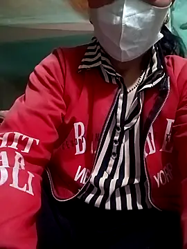 LoveShae 01 online show from February 6, 2026, 5:42 pm