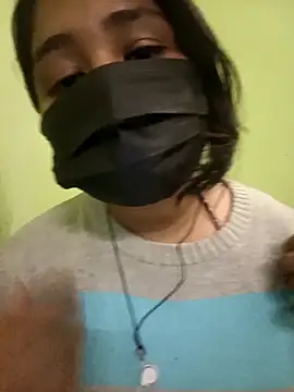 Pink Lipstick online show from February 2, 2026, 6:29 pm