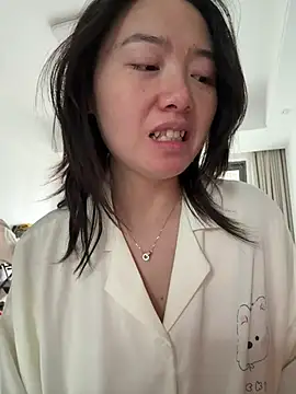 Cheating-wife online show from April 23, 2026, 2:40 am
