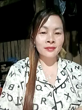 Bling sexy online show from February 18, 2026, 1:29 pm