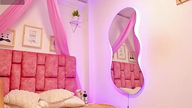 nao bell  online show from January 31, 2026, 7:45 pm