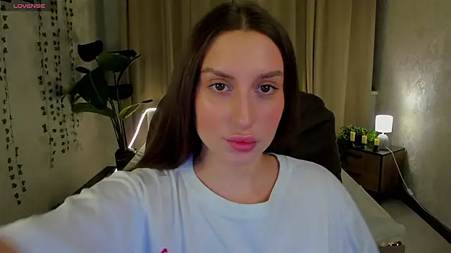 Snapshot of Celine_Coello chatting on March 19, 2026, 4:01 am Celine Coello online show from March 19, 2026, 4:01 am