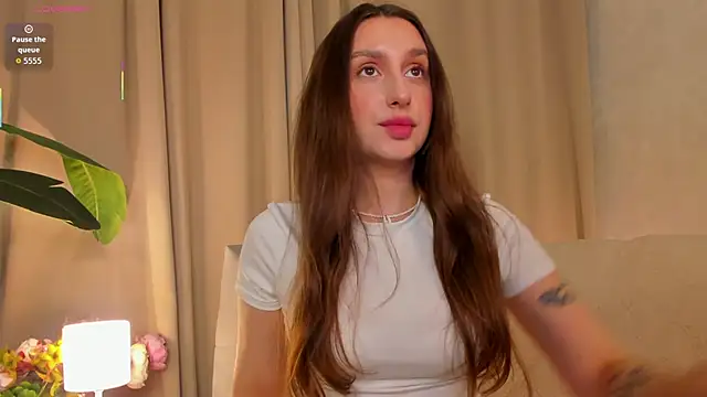 Celine Coello online show from May 6, 2026, 1:37 pm