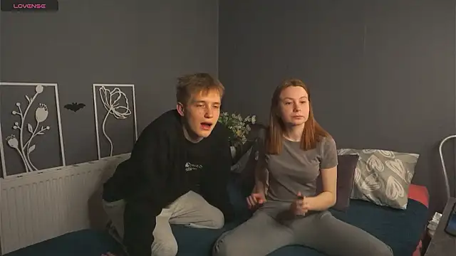 Snapshot of Lola_Raivis_ chatting on March 6, 2026, 7:53 pm Lola Raivis online show from March 6, 2026, 7:53 pm