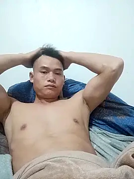 Maycute18 online show from March 4, 2026, 1:52 pm