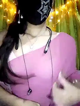 Maliha Chowdhury online show from May 8, 2026, 6:12 pm
