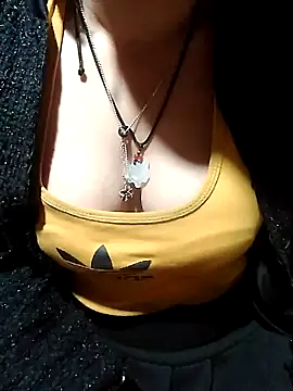 Shy-jane online show from March 18, 2026, 9:37 pm