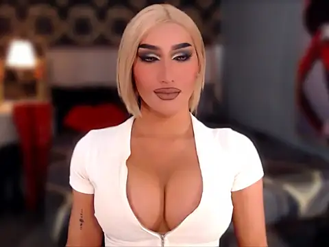 MariaLaveauXx online show from February 1, 2026, 12:03 pm