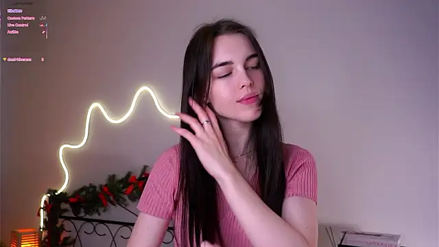 MirnaTellado online show from February 3, 2026, 6:13 pm