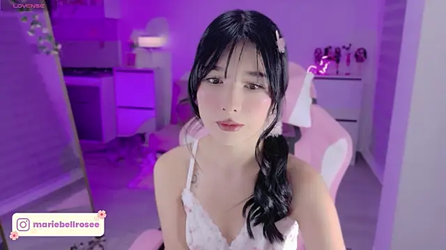 Blush Marie online show from May 1, 2026, 12:15 am