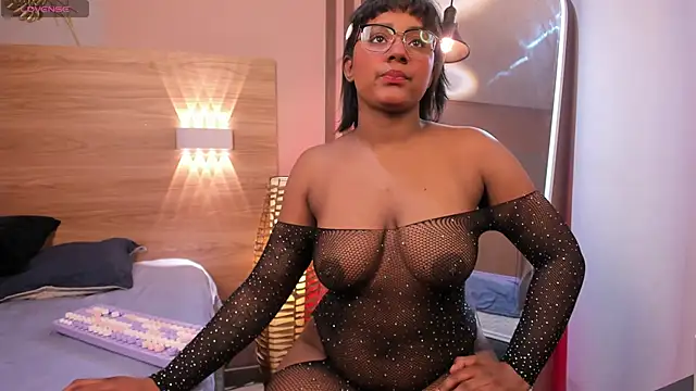 domiiniquex online show from May 1, 2026, 3:17 pm