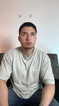 Snapshot of Alexander_Connor chatting on May 15, 2026, 11:52 am Alexander Connor online show from May 15, 2026, 11:52 am
