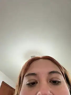 Snapshot of Nailealipsglossy chatting on February 17, 2026, 1:47 am Nailealipsglossy online show from February 17, 2026, 1:47 am