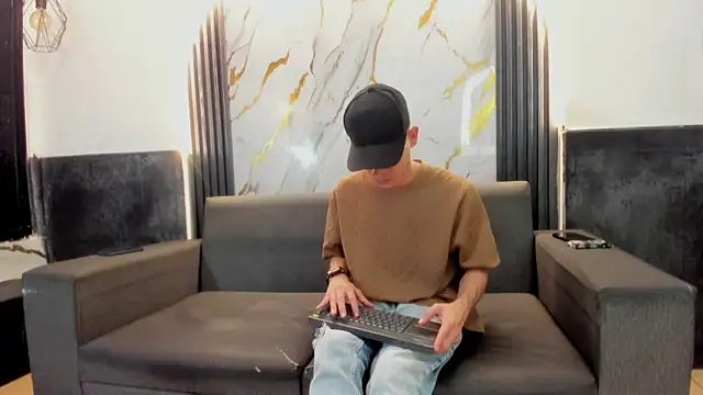 Angel Villareal online show from February 5, 2026, 5:03 am