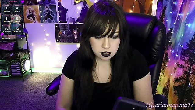 AriannaPenaxo online show from June 20, 2026, 8:03 pm
