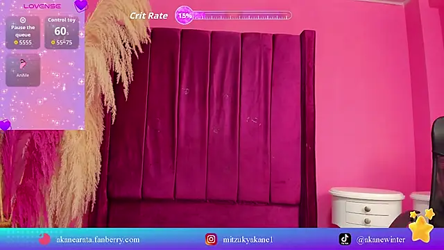 Snapshot of mitzukywinteer chatting on June 6, 2026, 8:14 pm mitzukywinteer online show from June 6, 2026, 8:14 pm