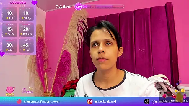 Snapshot of mitzukywinteer chatting on June 10, 2026, 8:54 pm mitzukywinteer online show from June 10, 2026, 8:54 pm