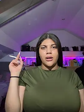 MinaKhalina online show from January 16, 2026, 3:49 pm