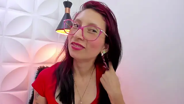 zaira skinny online show from June 25, 2026, 5:12 am
