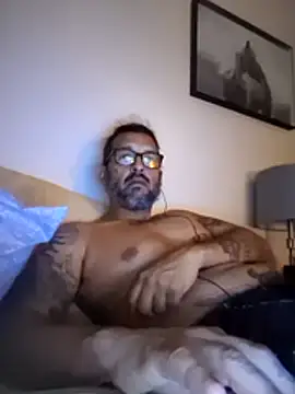 Tattoos77 online show from June 11, 2026, 2:33 am