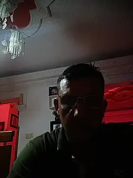 Juanstevan2724 online show from February 22, 2026, 3:31 am