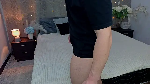 Snapshot of Kris_Braun chatting on February 25, 2026, 6:19 pm Kris Braun online show from February 25, 2026, 6:19 pm