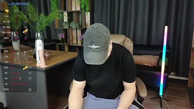 Snapshot of Kris_Braun chatting on March 11, 2026, 12:48 am Kris Braun online show from March 11, 2026, 12:48 am