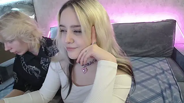 fray and lilla online show from March 17, 2026, 8:45 pm