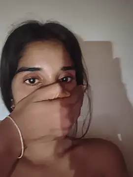 Cute-Natashaa online show from May 14, 2026, 6:21 am