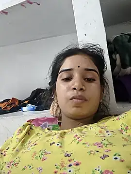 Cute-Natashaa online show from June 3, 2026, 6:47 am