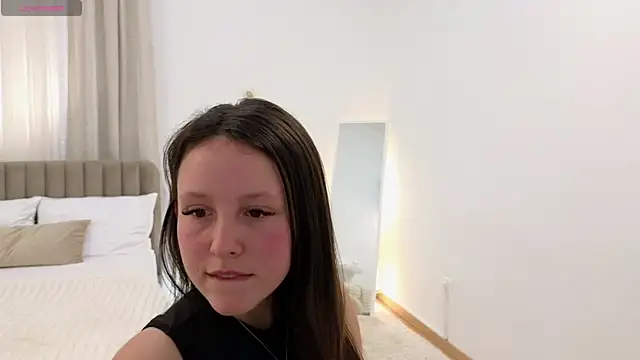 Miss sindy11 online show from February 16, 2026, 10:25 am