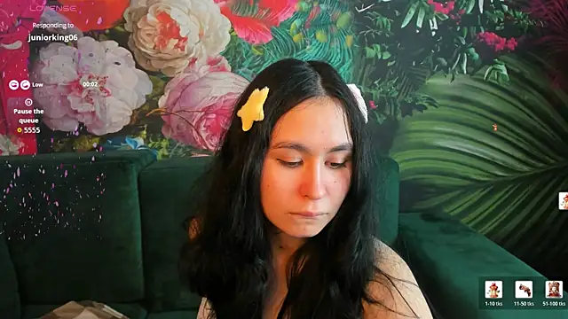 GiovannaAntonelli online show from April 29, 2026, 8:26 pm