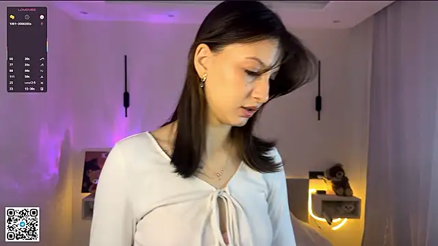 LouiseChavez online show from February 28, 2026, 8:14 am