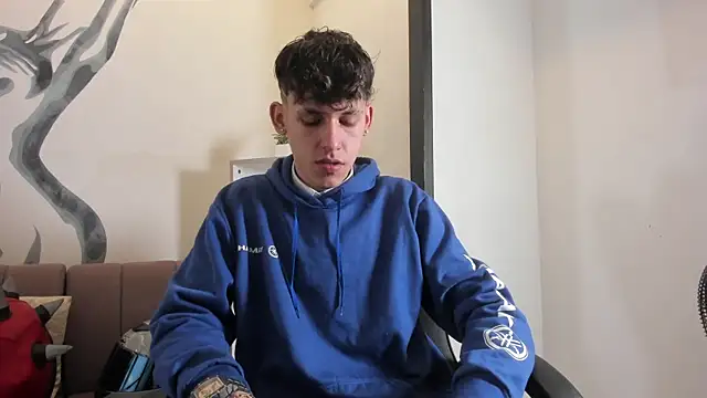 mikebenefleck 01 online show from February 4, 2026, 12:00 pm