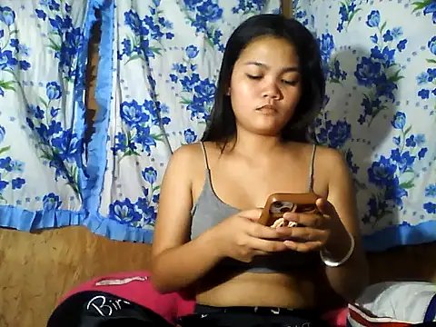 PinaySkinnyJust18 online show from June 28, 2026, 10:16 pm