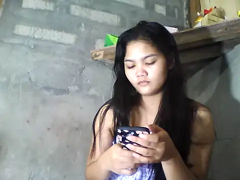 PinaySkinnyJust18 online show from August 3, 2026, 10:25 pm