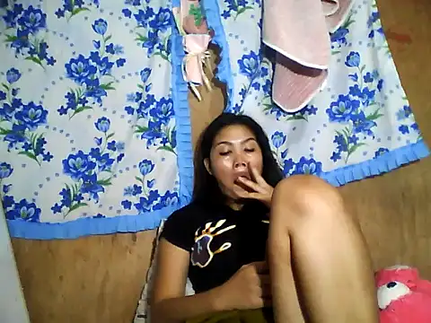 PinaySkinnyJust18 online show from June 9, 2026, 9:54 am